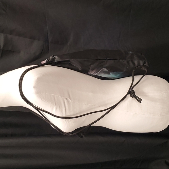 Billie Eilish Cinch Backpack - Picture 2 of 3